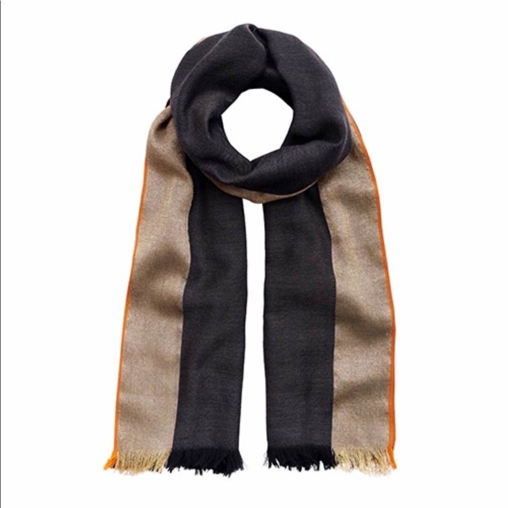 Queen’s Highway Scarf